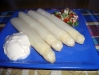 Vit sparris med två såser – Espárragos blancos con dos salsas